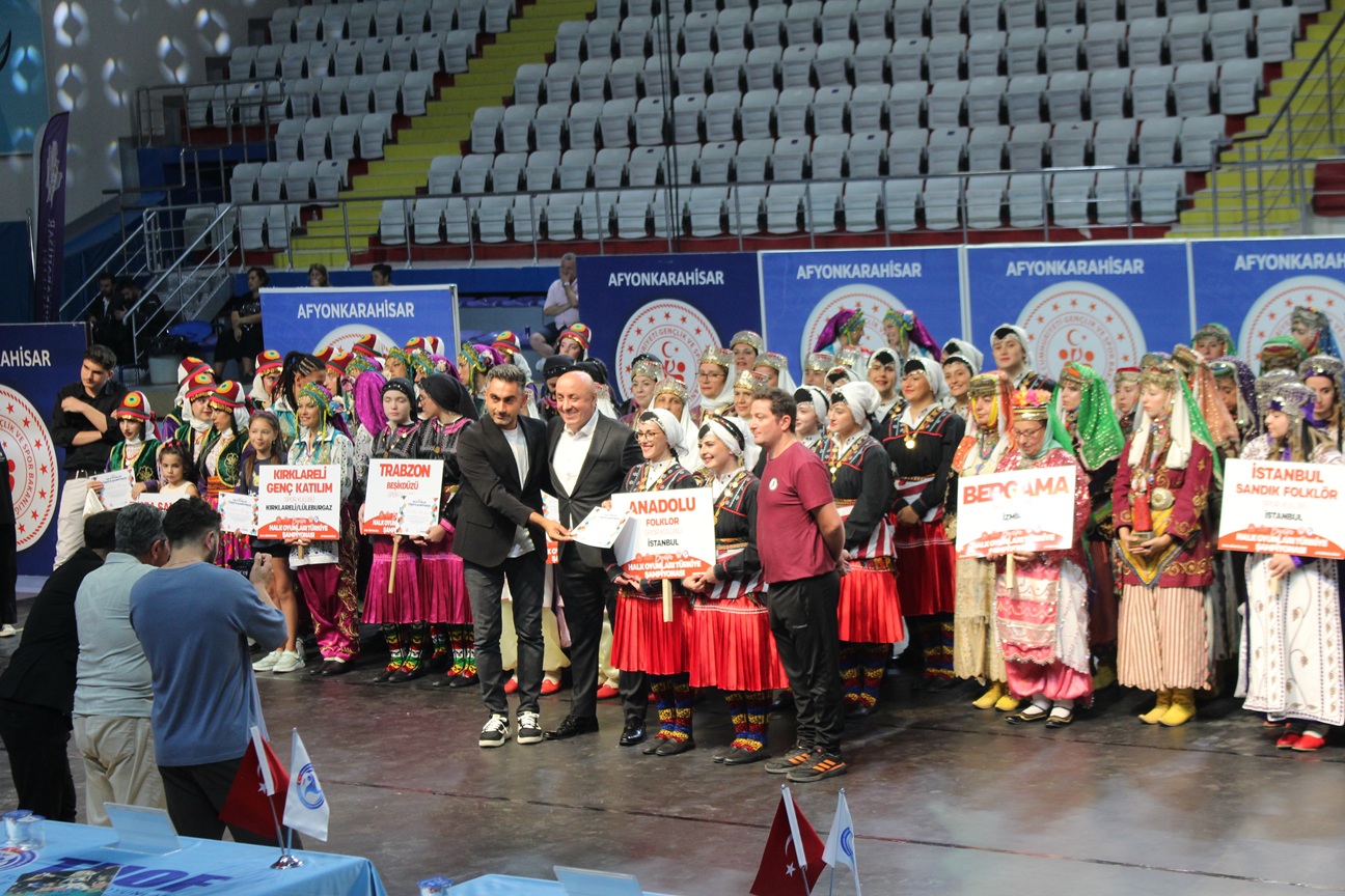 Anadolu Folklor Topluluğu Türkiye Şampiyonası'nda